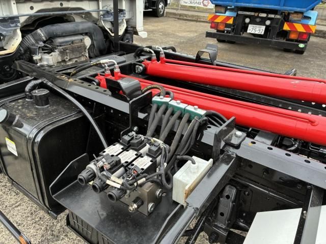 ISUZU ELF 2007 Image 31