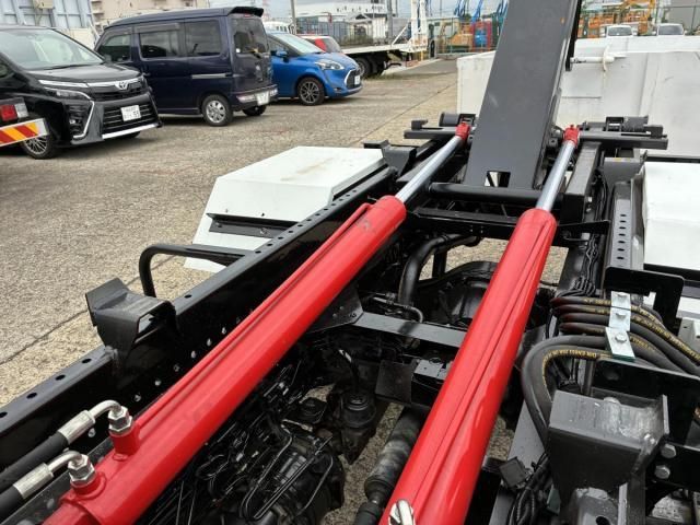 ISUZU ELF 2007 Image 31