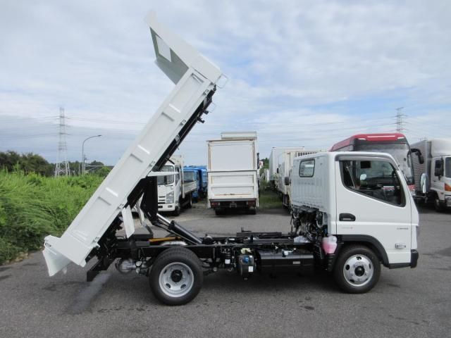 MITSUBISHI CANTER 2025 Image 31