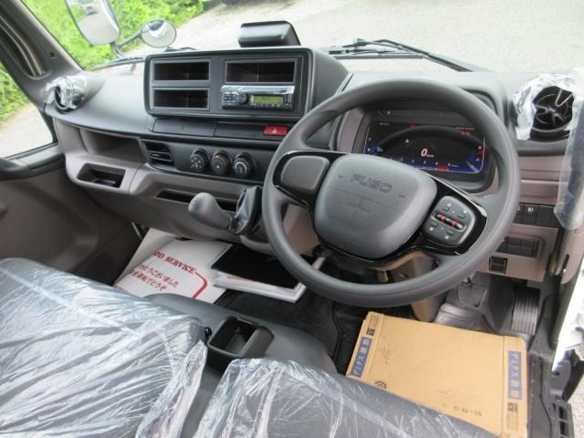 MITSUBISHI CANTER 2025 Image 31