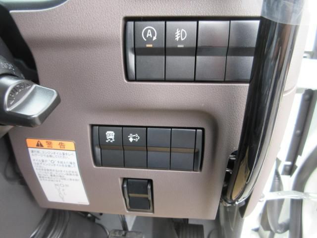 MITSUBISHI CANTER 2025 Image 31