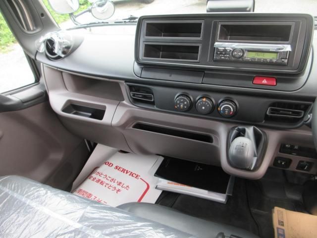 MITSUBISHI CANTER 2025 Image 31