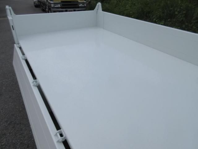 MITSUBISHI CANTER 2025 Image 31