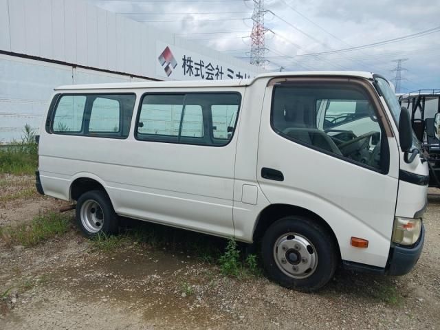 TOYOTA DYNA 2011 Image 31