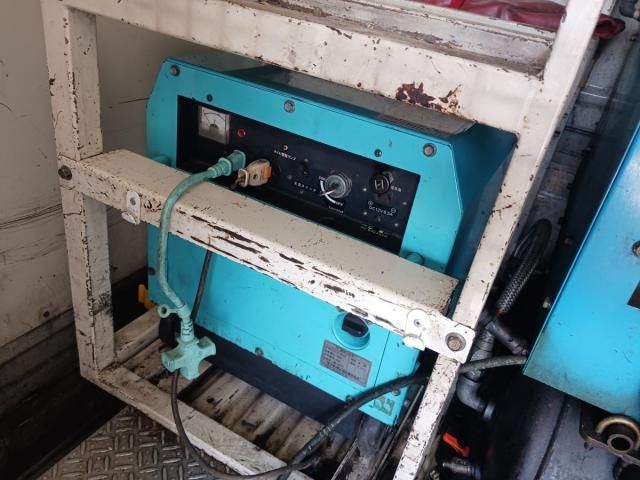 ISUZU ELF 1999 Image 31