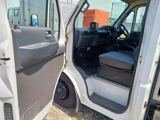 ISUZU ELF 1999 Image 31