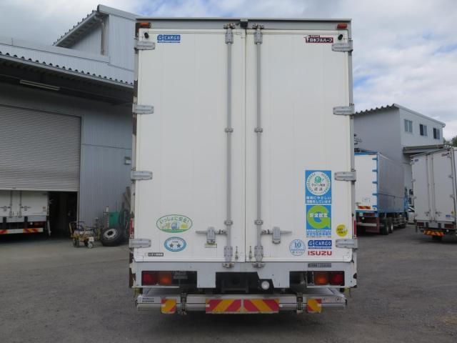 ISUZU GIGA 2014 Image 31