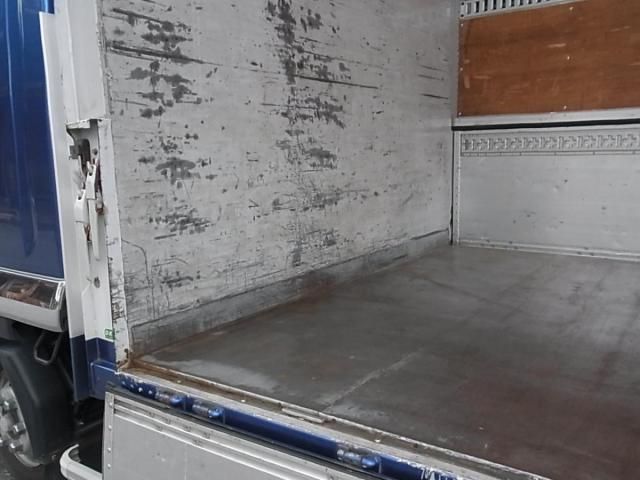 ISUZU FORWARD 2013 Image 31