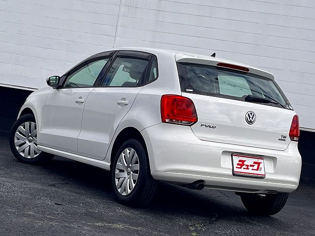 VOLKSWAGEN POLO 2012 Image 31