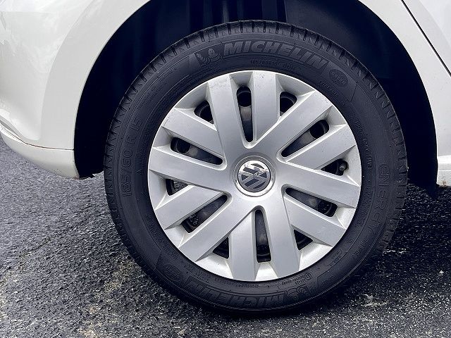 VOLKSWAGEN POLO 2012 Image 31