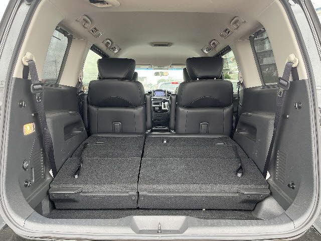 NISSAN ELGRAND 2015 Image 31