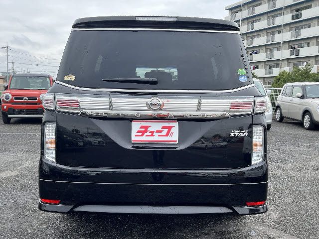 NISSAN ELGRAND 2015 Image 31