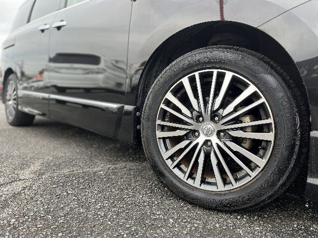 NISSAN ELGRAND 2015 Image 31