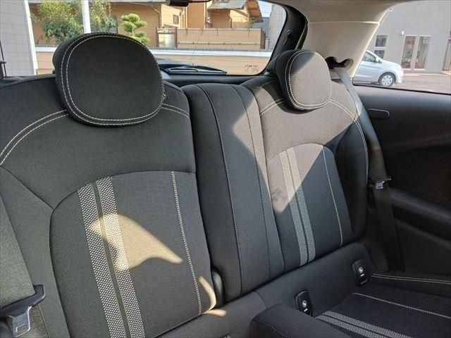 BMW MINI COOPER S 2015 Image 31