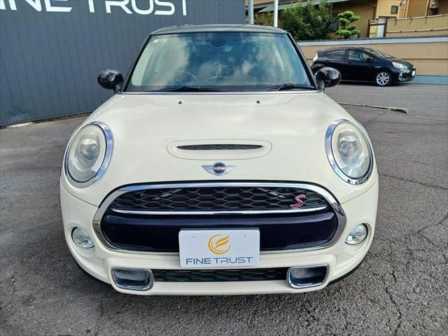 BMW MINI COOPER S 2015 Image 31