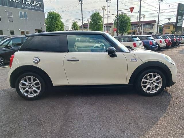 BMW MINI COOPER S 2015 Image 31