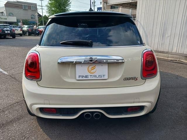 BMW MINI COOPER S 2015 Image 31