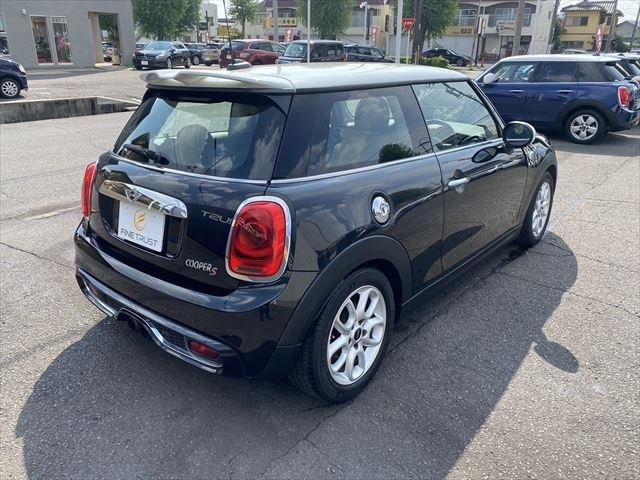 BMW MINI COOPER S 2014 Image 31