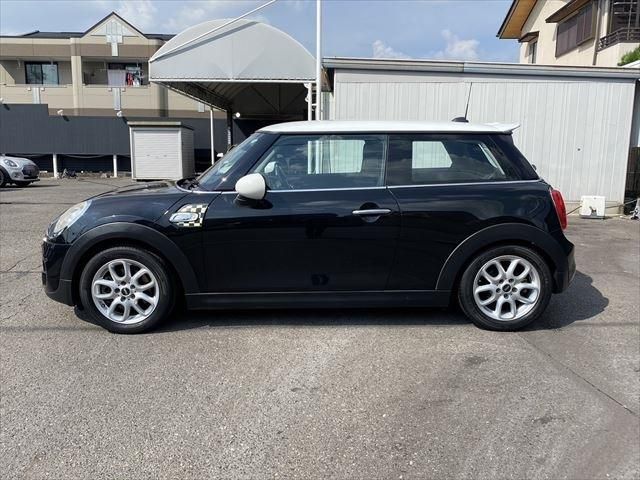 BMW MINI COOPER S 2014 Image 31