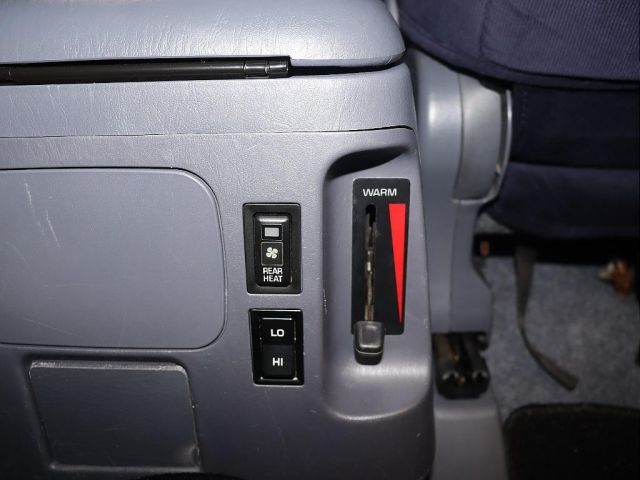 TOYOTA LANDCRUISER PRADO 1998 Image 31