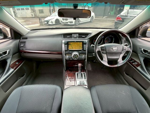 TOYOTA MARK X 2012 Image 31