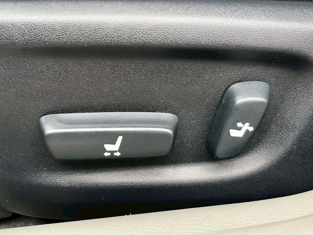 TOYOTA MARK X 2012 Image 31