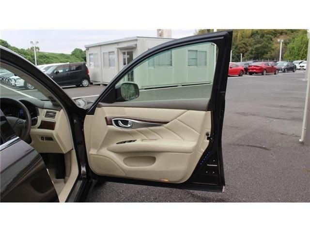 NISSAN FUGA HYBRID 2015 Image 31