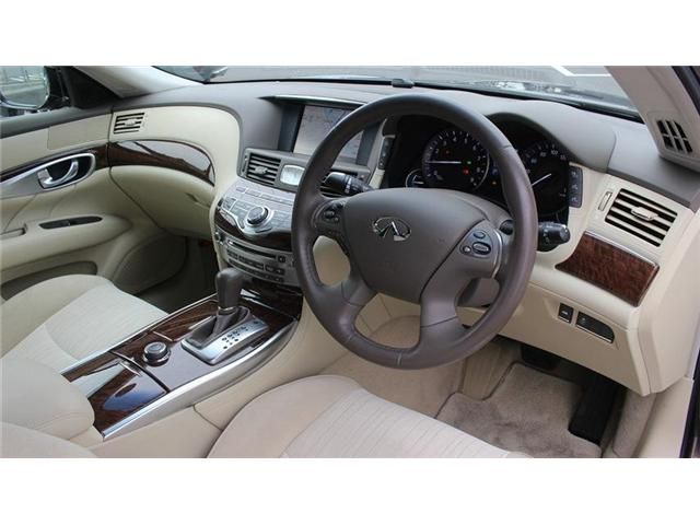 NISSAN FUGA HYBRID 2015 Image 31