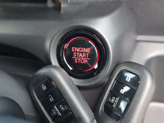 HONDA N BOX CUSTOM 2024 Image 31