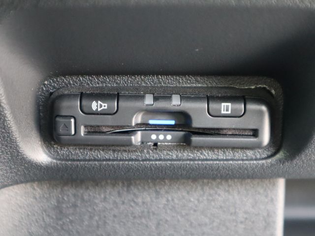 HONDA N BOX CUSTOM 2024 Image 31