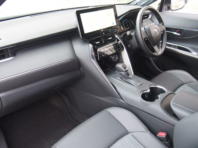 TOYOTA HARRIER 2WD 2023 Image 31