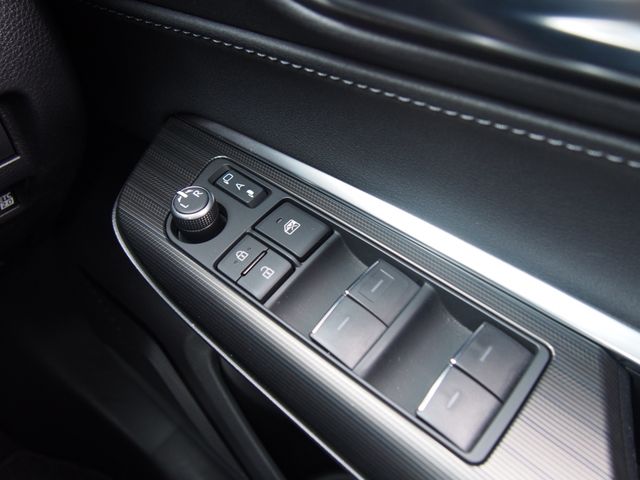 TOYOTA HARRIER 2WD 2023 Image 31