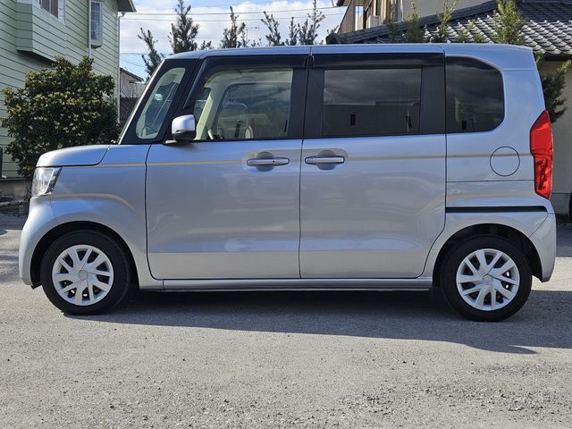 HONDA N BOX 2019 Image 31