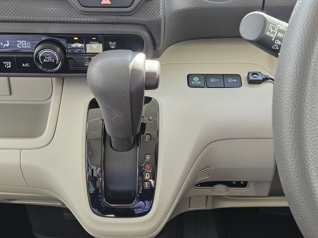 HONDA N BOX 2019 Image 31