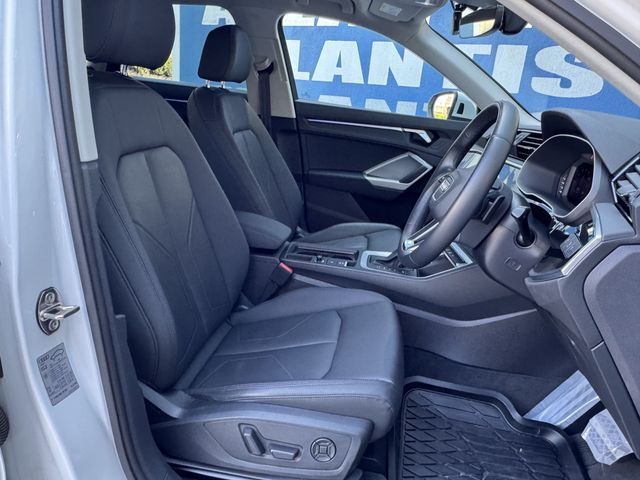 AUDI Q3 2020 Image 31