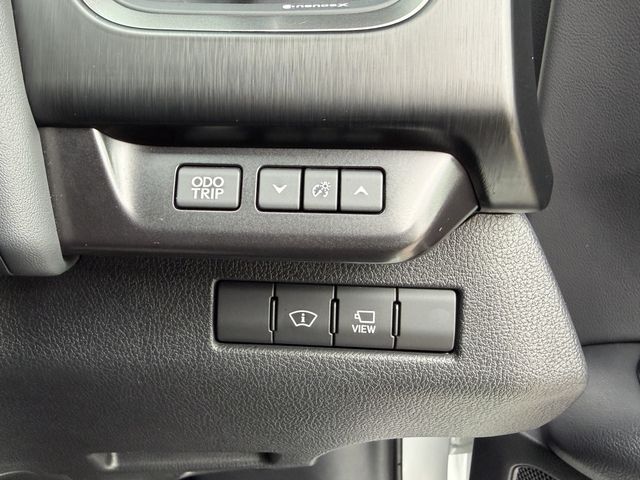 TOYOTA LEXUS UX250H 2022 Image 31