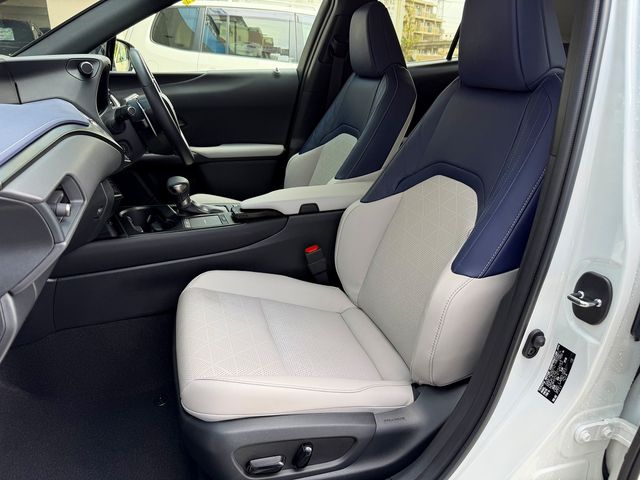 TOYOTA LEXUS UX250H 2022 Image 31