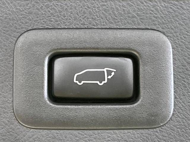 TOYOTA VELLFIRE 2017 Image 31