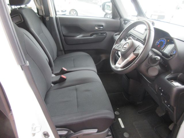 NISSAN ROOX 4WD 2023 Image 31