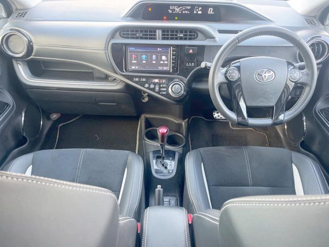 TOYOTA AQUA 2015 Image 31