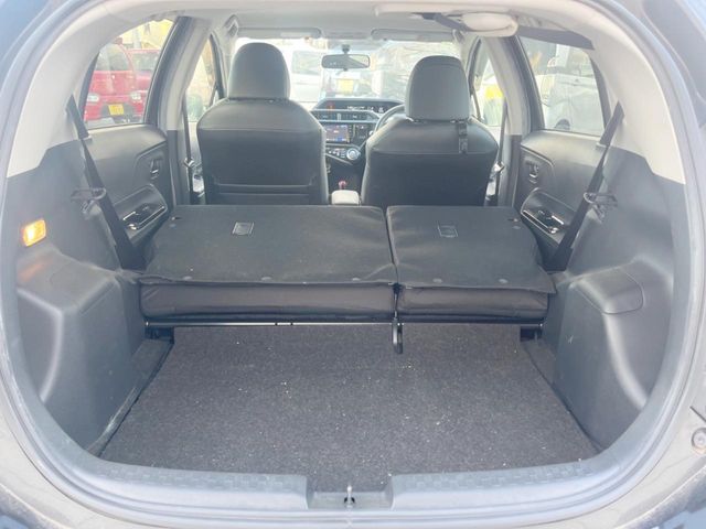 TOYOTA AQUA 2015 Image 31