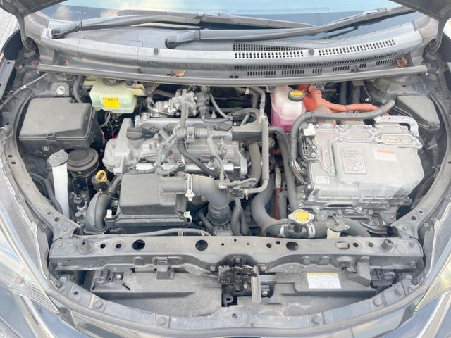 TOYOTA AQUA 2015 Image 31