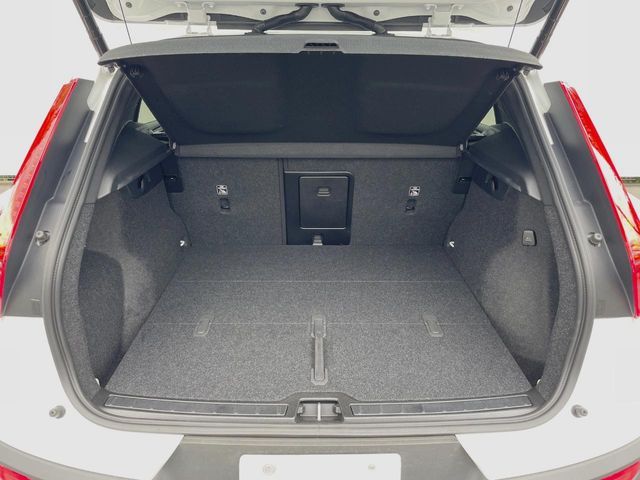VOLVO XC40 2024 Image 31