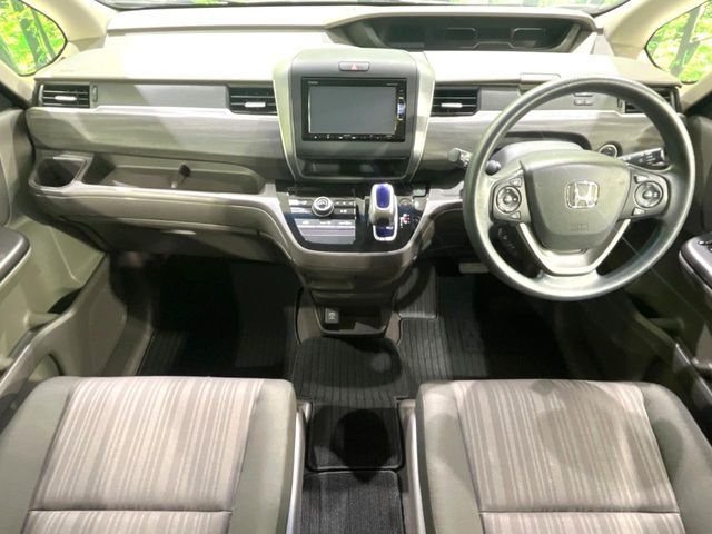 HONDA FREED HYBRID 2016 Image 31