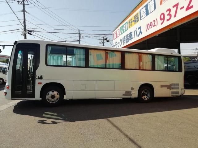 HINO MELPHA 2013 Image 31