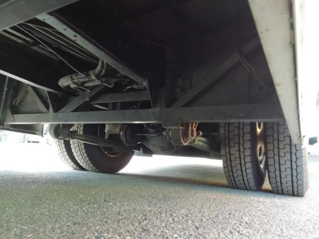 HINO MELPHA 2013 Image 31