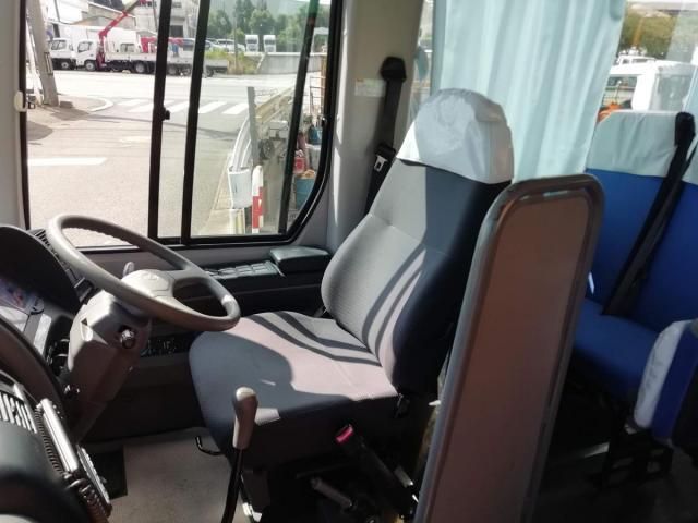 HINO MELPHA 2013 Image 31