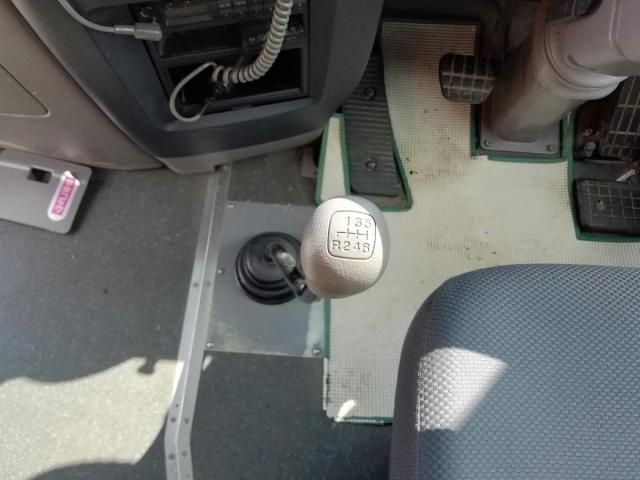 HINO MELPHA 2013 Image 31