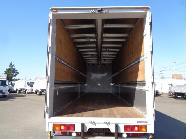 MITSUBISHI FUSOU SUPER GREAT 2023 Image 31