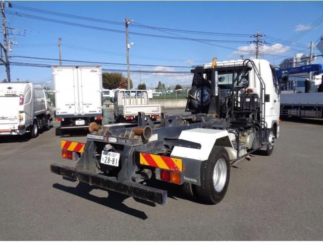 MITSUBISHI FUSOU FIGHTER 2022 Image 31